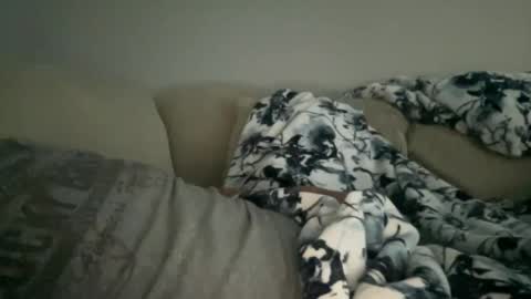 Snapshot of hammer1960 chatting on 10/28/25, 11:58 relax online show from 10/28/25, 11:58