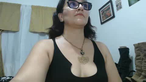 Snapshot of hammer9247 chatting on 10/01/25, 10:49 hammer9247 online show from 10/01/25, 10:49