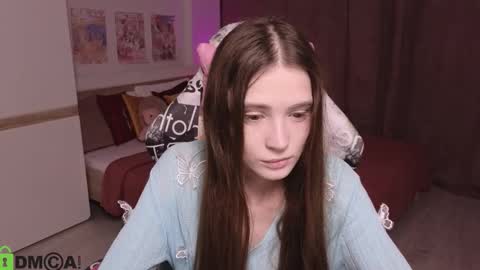 Snapshot of hana_flo chatting on 09/26/25, 01:59 Hana online show from 09/26/25, 01:59