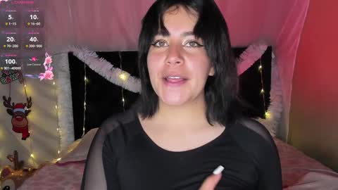 Snapshot of hanah_bakeer chatting on 12/13/24, 06:27 Hanah Montana Independent model online show from 12/13/24, 06:27