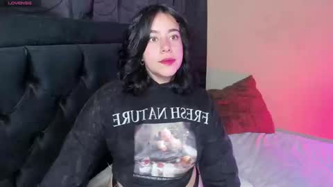 Snapshot of hanah_bakeer chatting on 09/16/25, 01:23 Hanah Montana Independent model online show from 09/16/25, 01:23