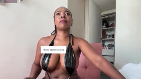 Hana  online show from 11/02/25, 02:41