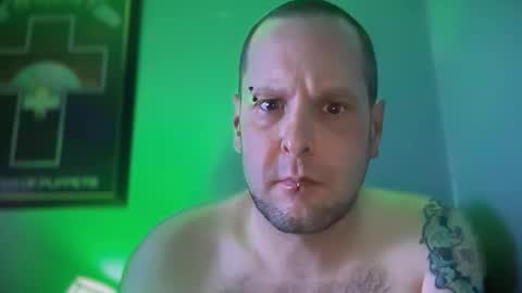 hand_banana_420 online show from 11/01/25, 03:52