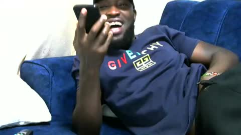 Snapshot of handsome_king30 chatting on 12/02/24, 08:00 handsome king online show from 12/02/24, 08:00