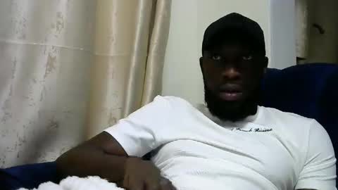 Snapshot of handsome_king30 chatting on 12/10/24, 06:17 handsome king online show from 12/10/24, 06:17