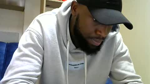 Snapshot of handsome_king30 chatting on 12/12/24, 06:25 handsome king online show from 12/12/24, 06:25