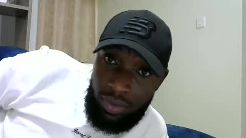 Snapshot of handsome_king30 chatting on 12/17/24, 08:10 handsome king online show from 12/17/24, 08:10