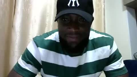 Snapshot of handsome_king30 chatting on 02/13/25, 07:52 handsome king online show from 02/13/25, 07:52