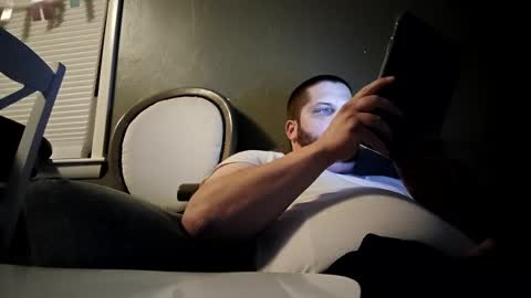 Snapshot of handsomedaddy198923 chatting on 09/09/25, 07:08 handsomedaddy198923 online show from 09/09/25, 07:08