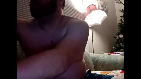 Snapshot of handsomedaddy198923 chatting on 09/15/25, 09:09 handsomedaddy198923 online show from 09/15/25, 09:09