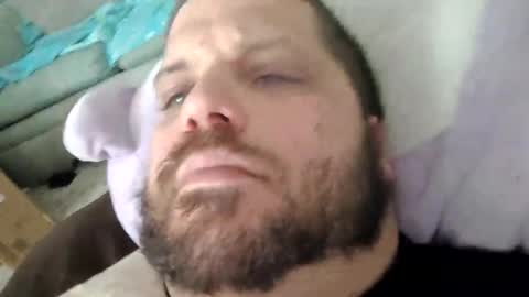 Snapshot of handsomedaddy198923 chatting on 09/23/25, 04:10 handsomedaddy198923 online show from 09/23/25, 04:10