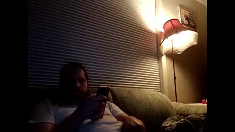 Snapshot of handsomedaddy198923 chatting on 09/24/25, 07:12 handsomedaddy198923 online show from 09/24/25, 07:12