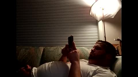 Snapshot of handsomedaddy198923 chatting on 10/05/25, 08:01 handsomedaddy198923 online show from 10/05/25, 08:01