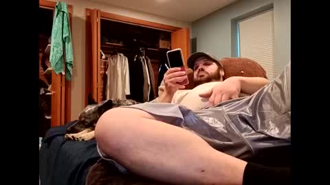 Snapshot of handsomedaddy198923 chatting on 11/04/25, 08:41 handsomedaddy198923 online show from 11/04/25, 08:41