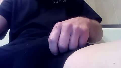 handsumload_11 online show from 01/26/25, 12:05