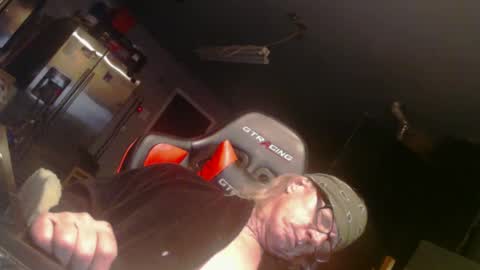 Handystudman online show from 12/16/24, 11:22