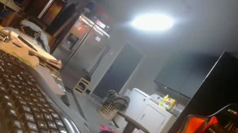 Handystudman online show from 01/08/25, 02:14