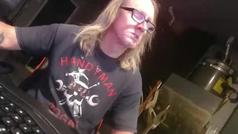 Handystudman online show from 01/11/25, 02:47