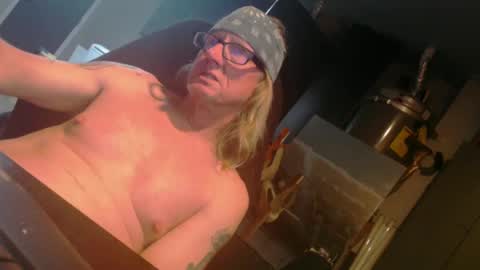 Handystudman online show from 01/26/25, 03:38