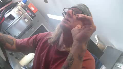 Handystudman online show from 01/30/25, 06:32