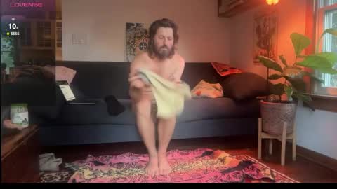 hanhuman online show from 10/21/25, 09:37