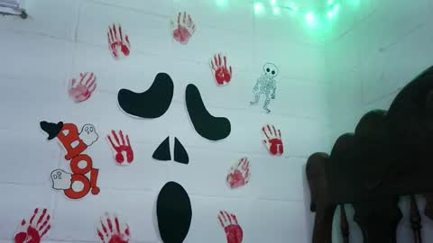 Hank alanna online show from 10/23/25, 09:24