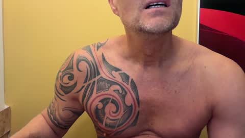 hanky online show from 12/05/24, 07:16