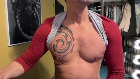 hanky online show from 01/04/25, 12:49