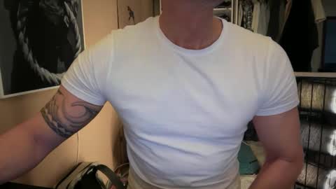 hanky online show from 01/28/25, 07:32