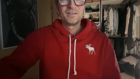 hanky online show from 02/24/25, 06:26