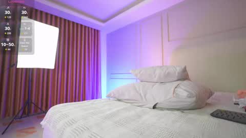 hanna online show from 11/14/25, 03:16