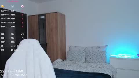 Snapshot of hanna_montanas chatting on 09/22/25, 01:13 hanna montanas online show from 09/22/25, 01:13