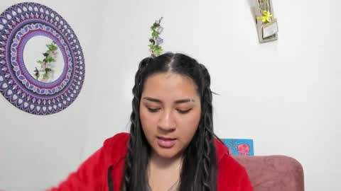 Snapshot of hanna_moore1 chatting on 01/22/25, 06:41 Camila online show from 01/22/25, 06:41