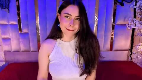 hannacollins_2 online show from 11/06/25, 01:56