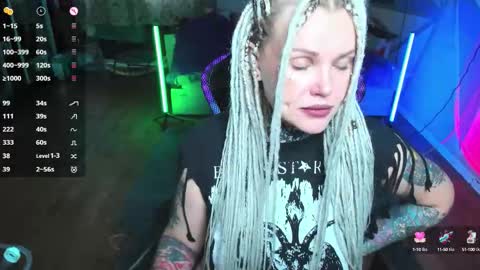 Hannah online show from 10/13/25, 07:52