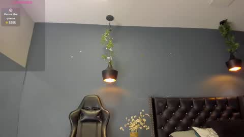 HANNAH MILLER online show from 01/13/25, 11:19