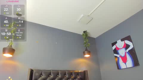 HANNAH MILLER online show from 02/01/25, 05:05