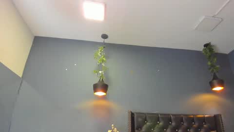 HANNAH MILLER online show from 02/14/25, 05:36