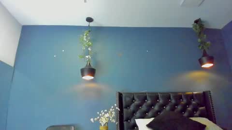 HANNAH MILLER online show from 03/05/25, 08:10