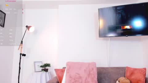 Snapshot of hannaos chatting on 01/03/25, 01:14 Hanna Os online show from 01/03/25, 01:14
