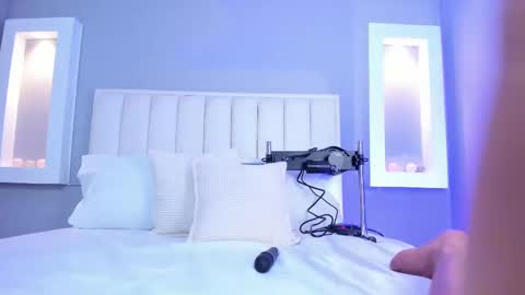 Snapshot of hannapaola chatting on 10/22/25, 10:42 HannaPaola online show from 10/22/25, 10:42