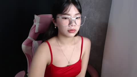 Snapshot of hannaqxx chatting on 02/13/25, 02:09 hannah online show from 02/13/25, 02:09