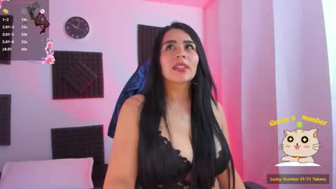 Snapshot of hannarusso chatting on 11/01/25, 03:03 Hanna online show from 11/01/25, 03:03