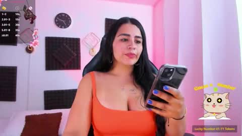 Snapshot of hannarusso chatting on 11/05/25, 09:48 Hanna online show from 11/05/25, 09:48