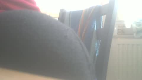 Snapshot of hannes_k chatting on 12/31/24, 10:15 hannes_k online show from 12/31/24, 10:15