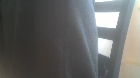 Snapshot of hannes_k chatting on 02/11/25, 01:20 hannes_k online show from 02/11/25, 01:20