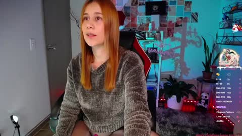 Snapshot of hanny_bennet chatting on 12/24/24, 12:00 hanny see you tomorrow 7 pm colombia online show from 12/24/24, 12:00