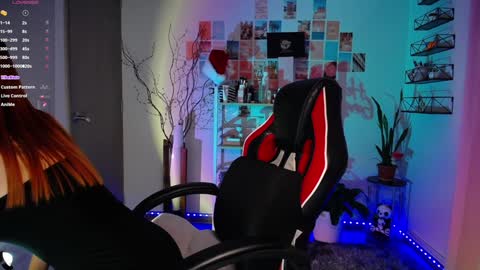 Snapshot of hanny_bennet chatting on 01/23/25, 11:26 hanny see you tomorrow 7 pm colombia online show from 01/23/25, 11:26