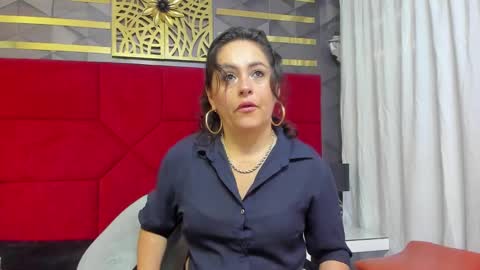 Snapshot of hanny_milf_ chatting on 01/24/25, 11:26 HANNY online show from 01/24/25, 11:26