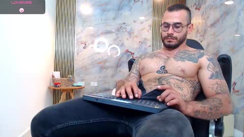 hanz_col online show from 01/01/25, 01:26